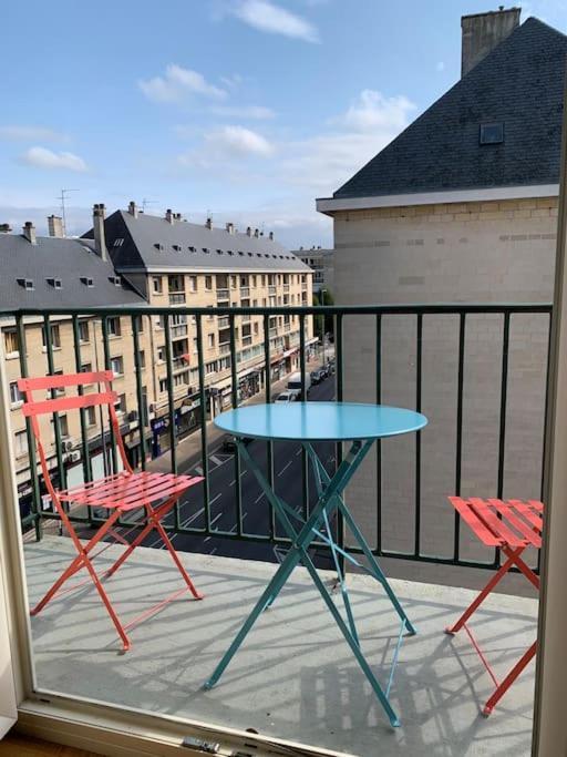 Appart 90M2 Lumineux, Centre, Vue Eglise Penchee Caen Bagian luar foto