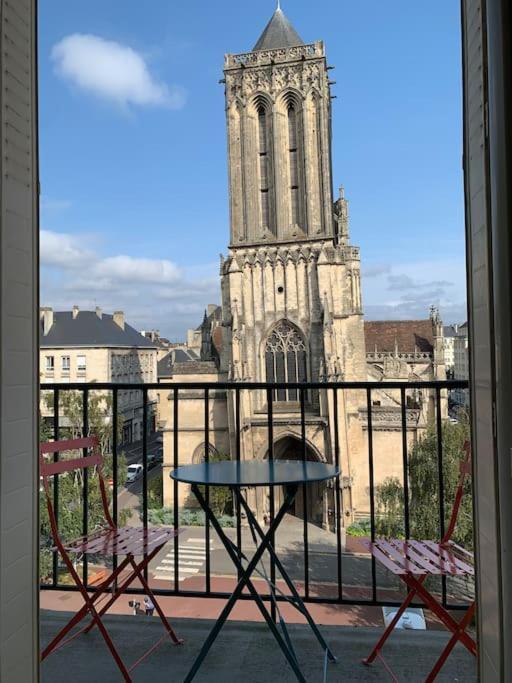 Appart 90M2 Lumineux, Centre, Vue Eglise Penchee Caen Bagian luar foto